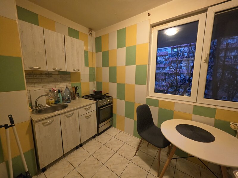 Baba Novac, 15 minute metrou Piata Muncii si parc IOR, pe Gheorghe Petrascu